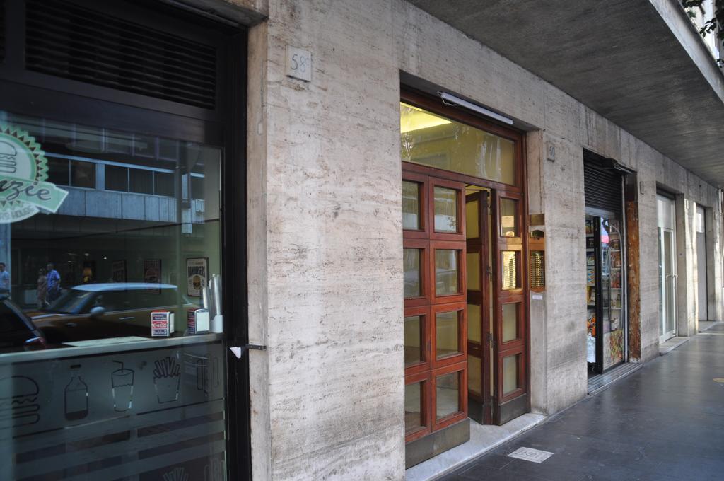 Domus Cavour Guest House Rome Exterior photo