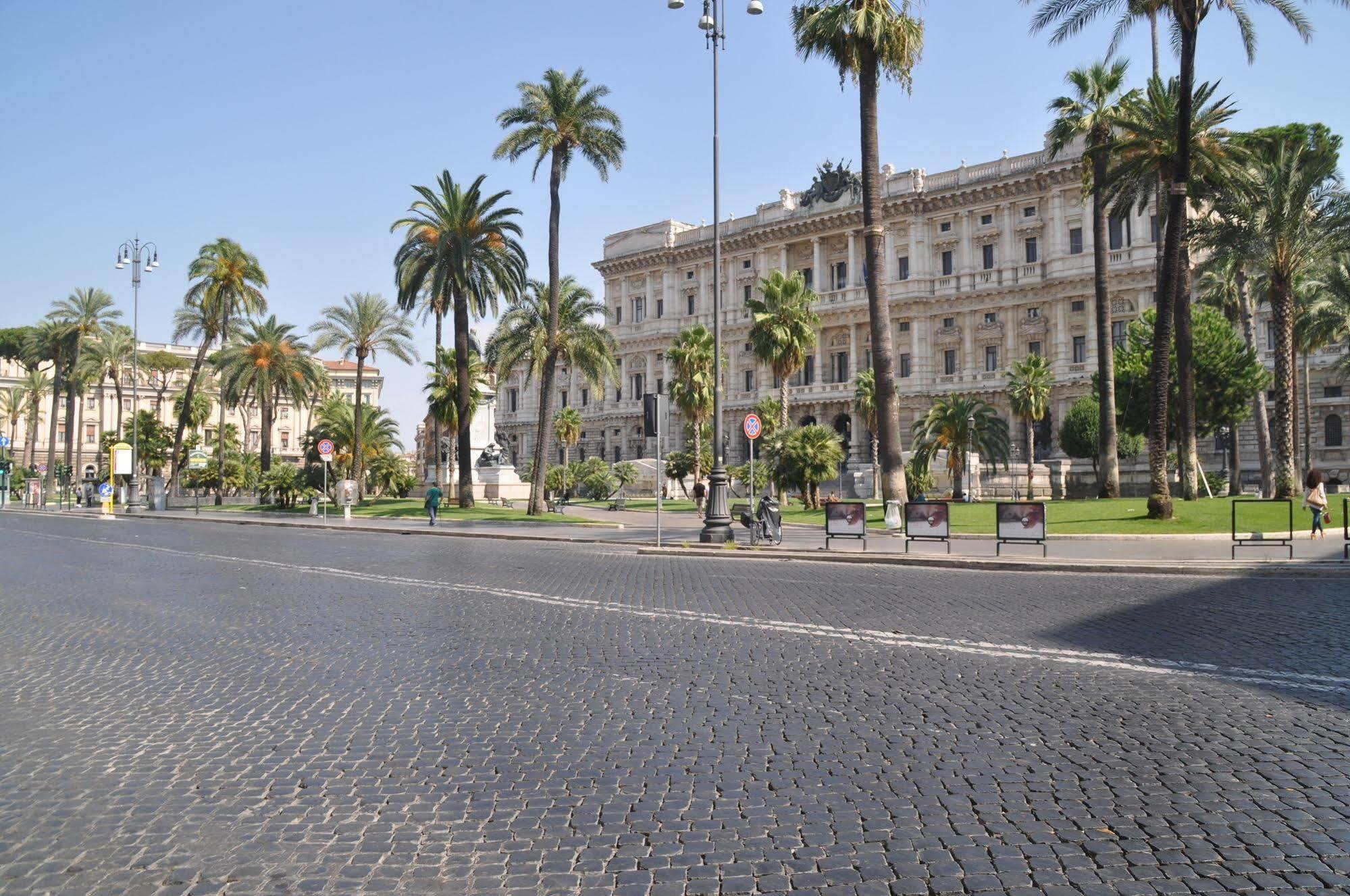Domus Cavour Guest House Rome Exterior photo