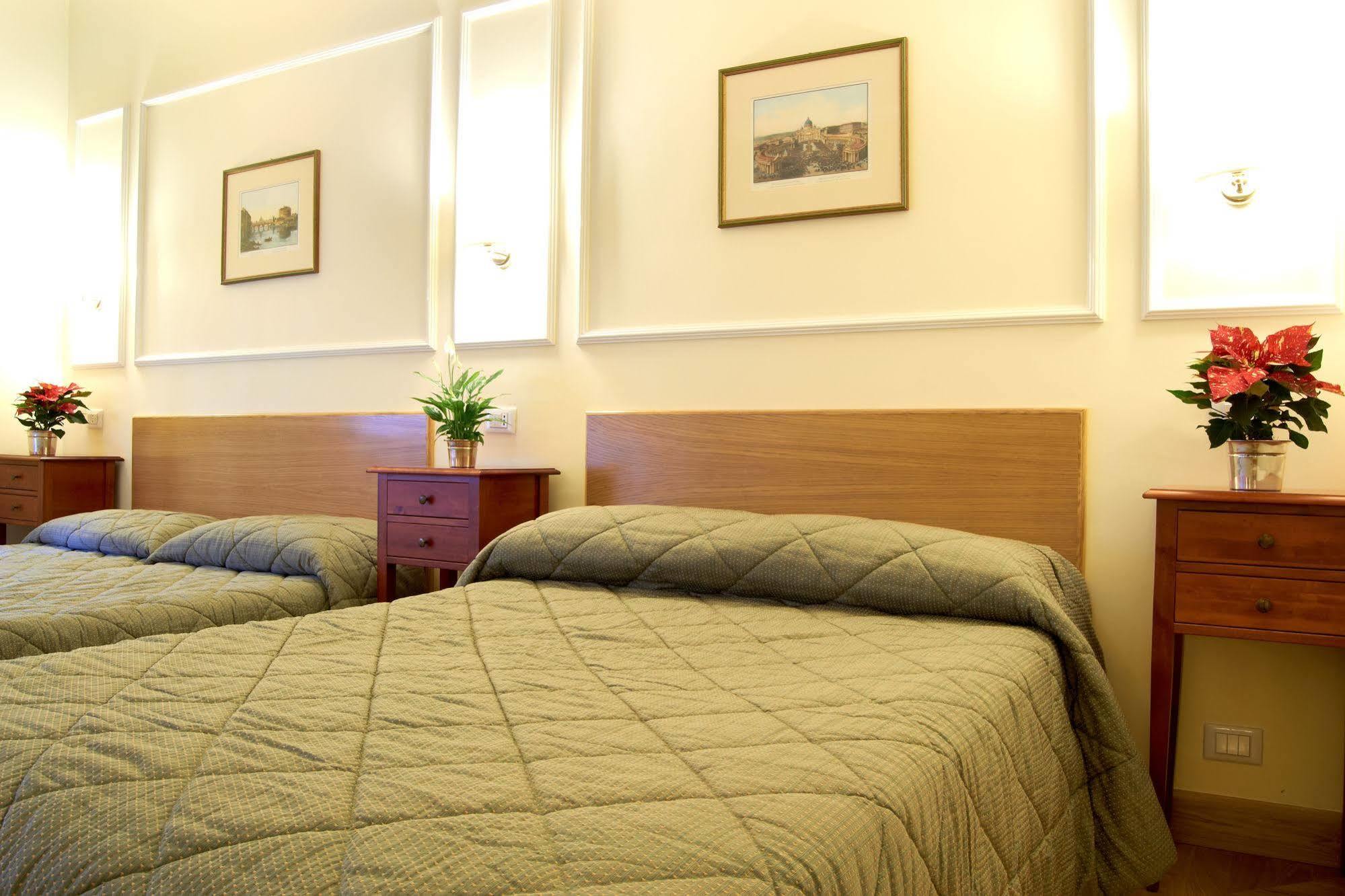 Domus Cavour Guest House Rome Exterior photo